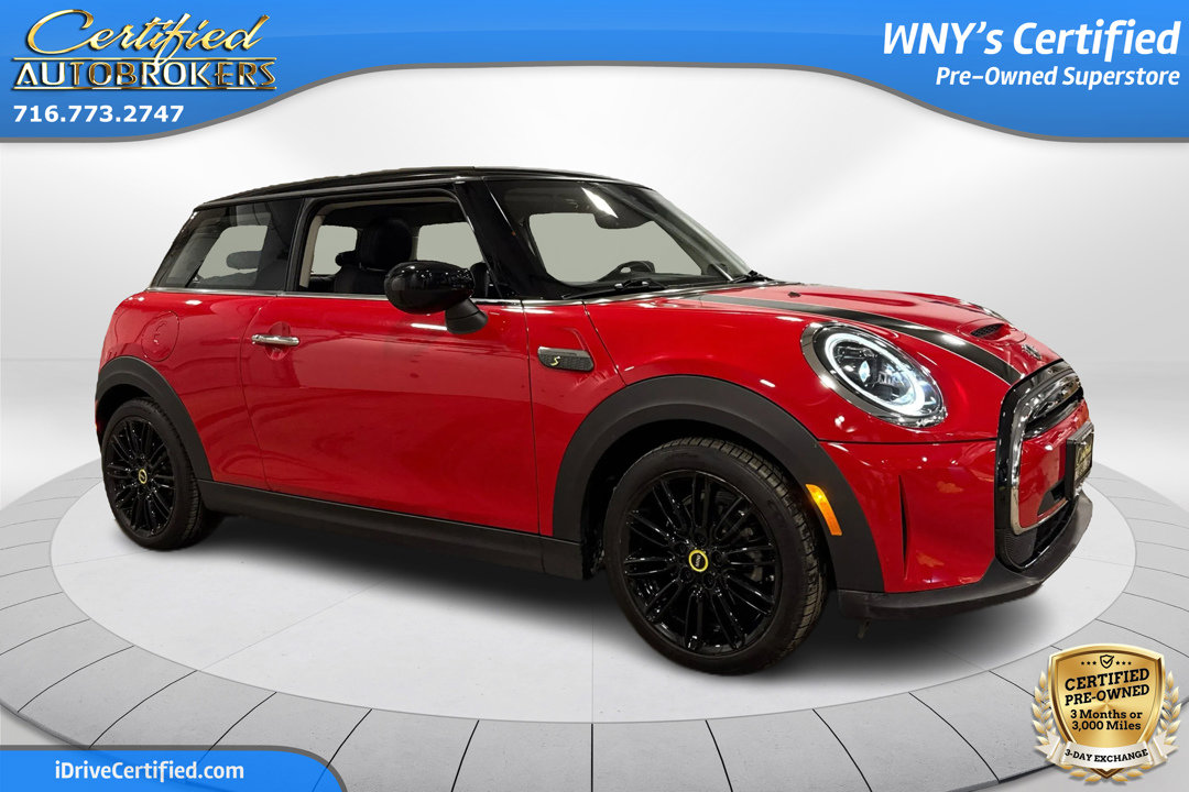 Used 2024 MINI Cooper SE image 3