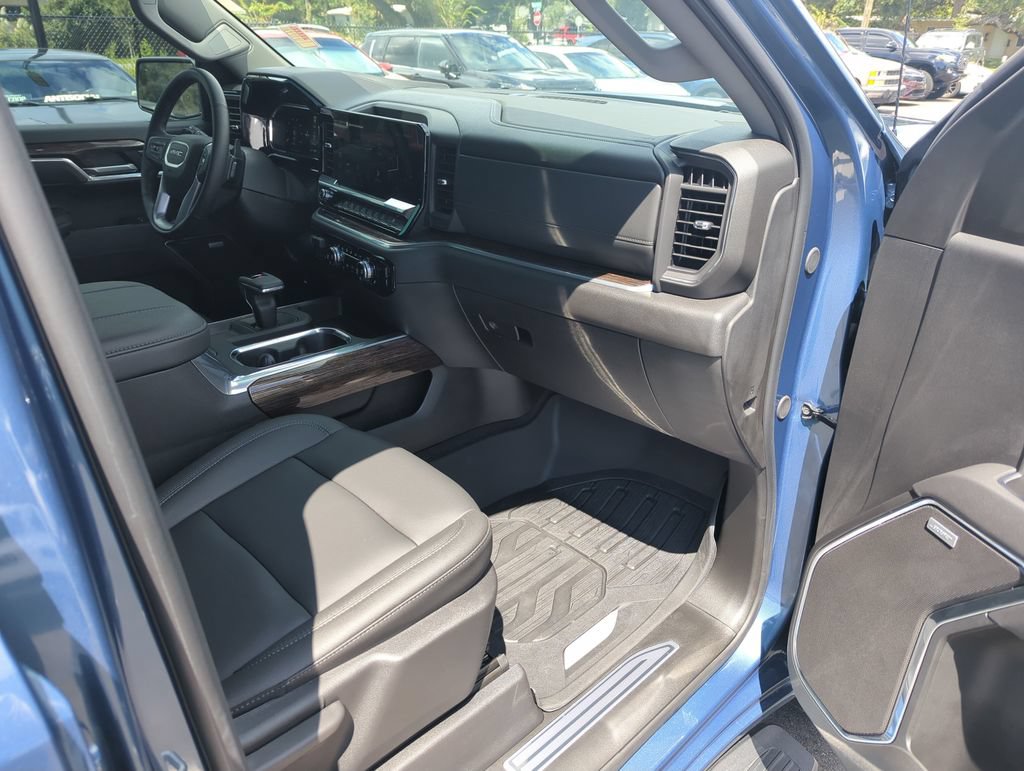Used 2026 GMC Sierra 1500 Elevation w/ Elevation Premium Package AWD/4WD image 34