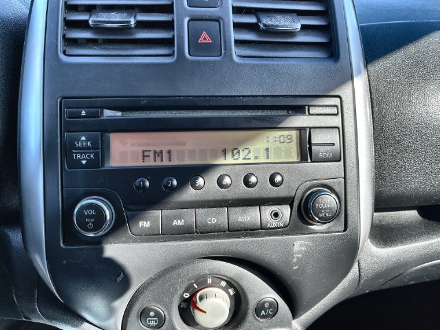 Used 2014 Nissan Versa Note SV FWD image 21