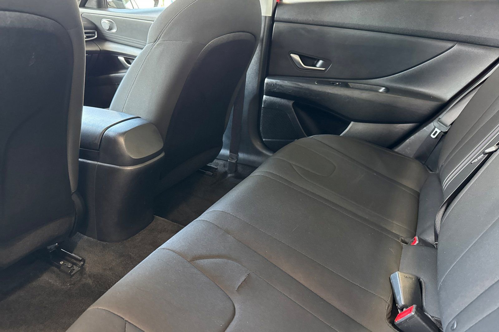Used 2021 Hyundai Elantra SEL FWD image 12