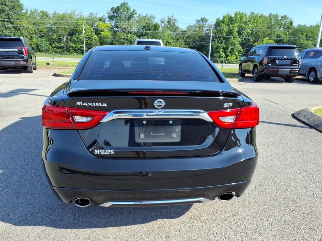 Used 2016 Nissan Maxima SR w/ Interior Lighting Package FWD image 17