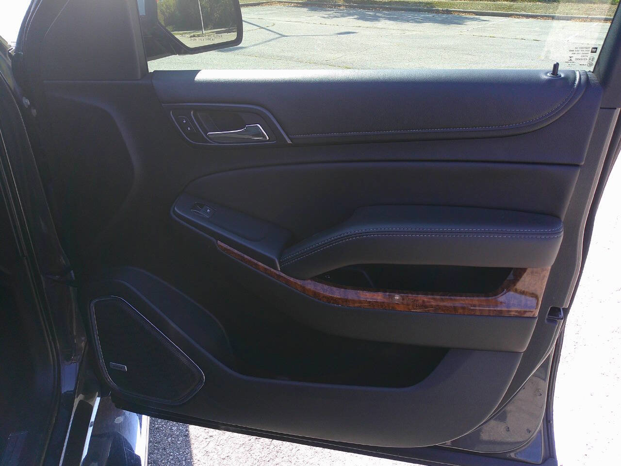 Used 2016 Chevrolet Tahoe LTZ image 16