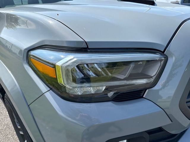Certified 2021 Toyota Tacoma TRD Sport w/ Blackout Package (TMS) AWD/4WD image 12