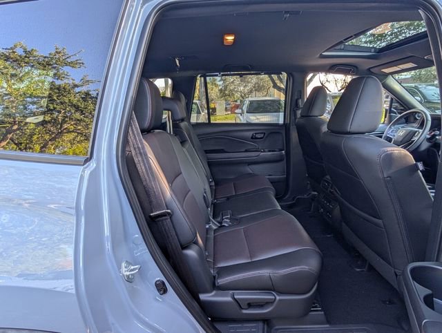 Used 2024 Honda Passport Black Edition image 16