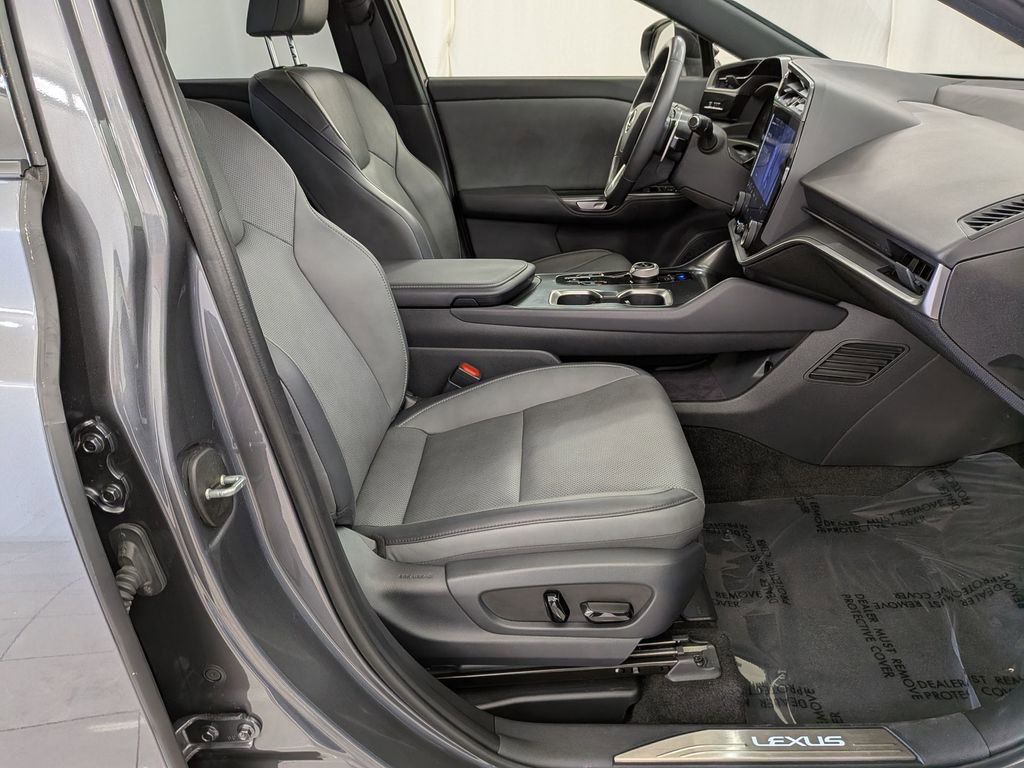 Certified 2024 Lexus RZ 300e Premium w/ Accessory Package (2T) FWD image 35