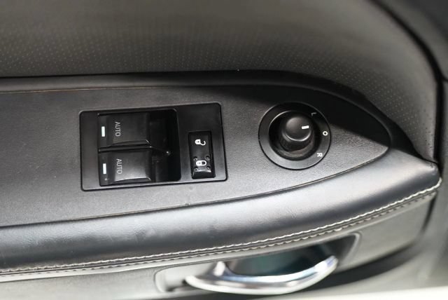 Used 2013 Dodge Challenger SRT8 w/ Harman Kardon Audio Group RWD image 16