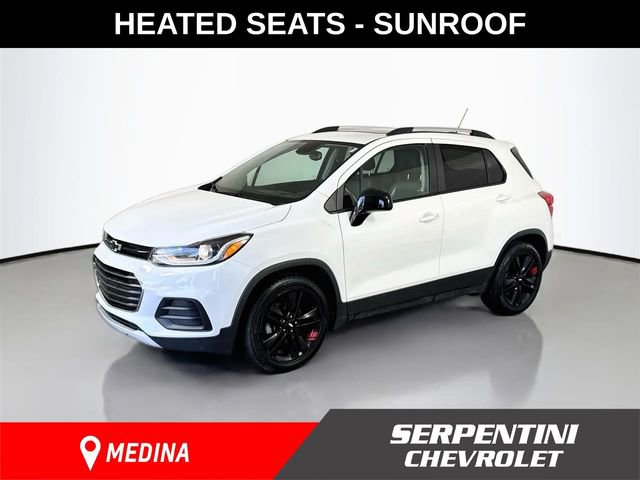Used 2020 Chevrolet Trax LT w/ Sun & Sound Package FWD image 1