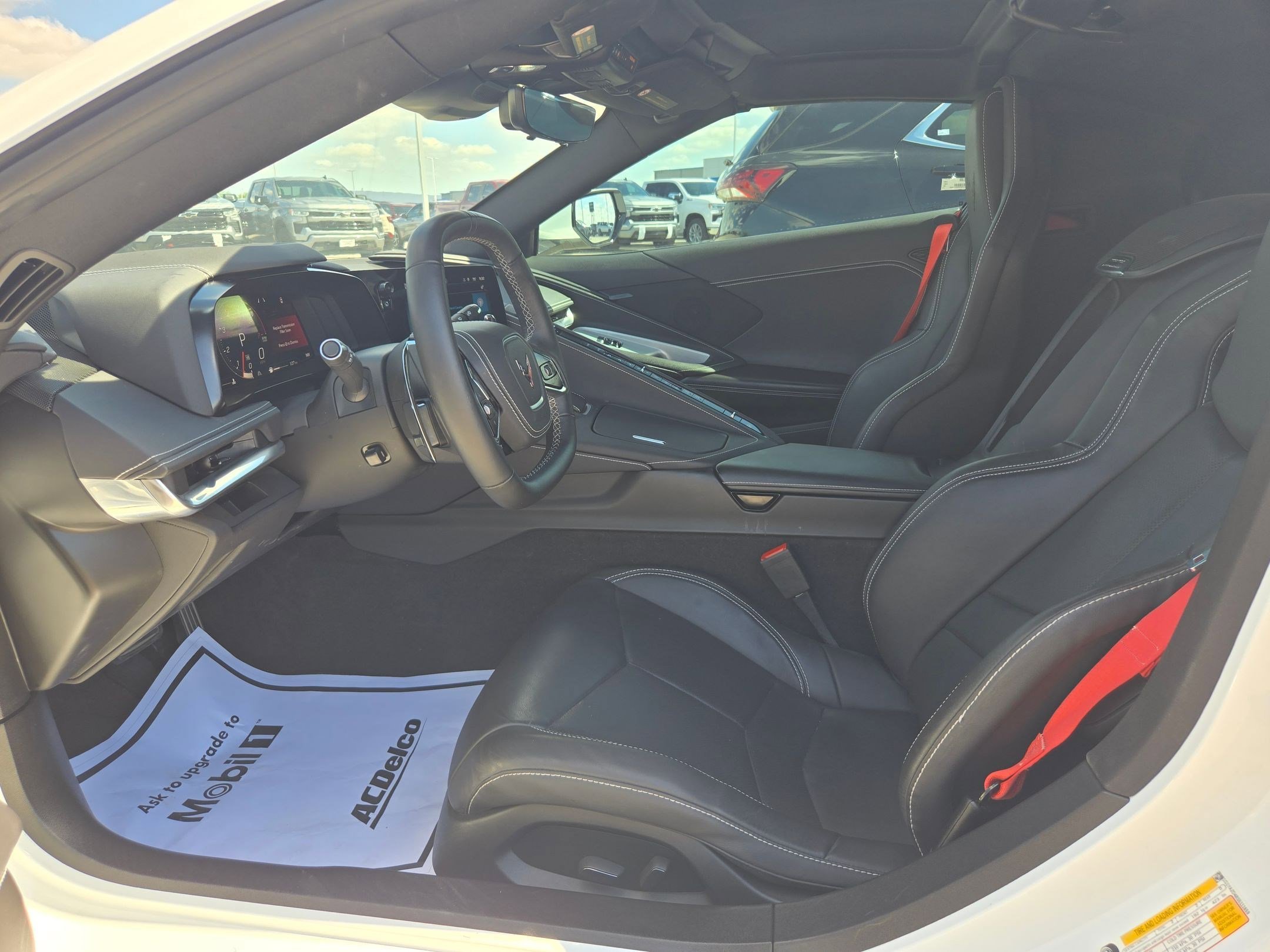 Used 2025 Chevrolet Corvette Stingray Coupe w/ 1LT image 9