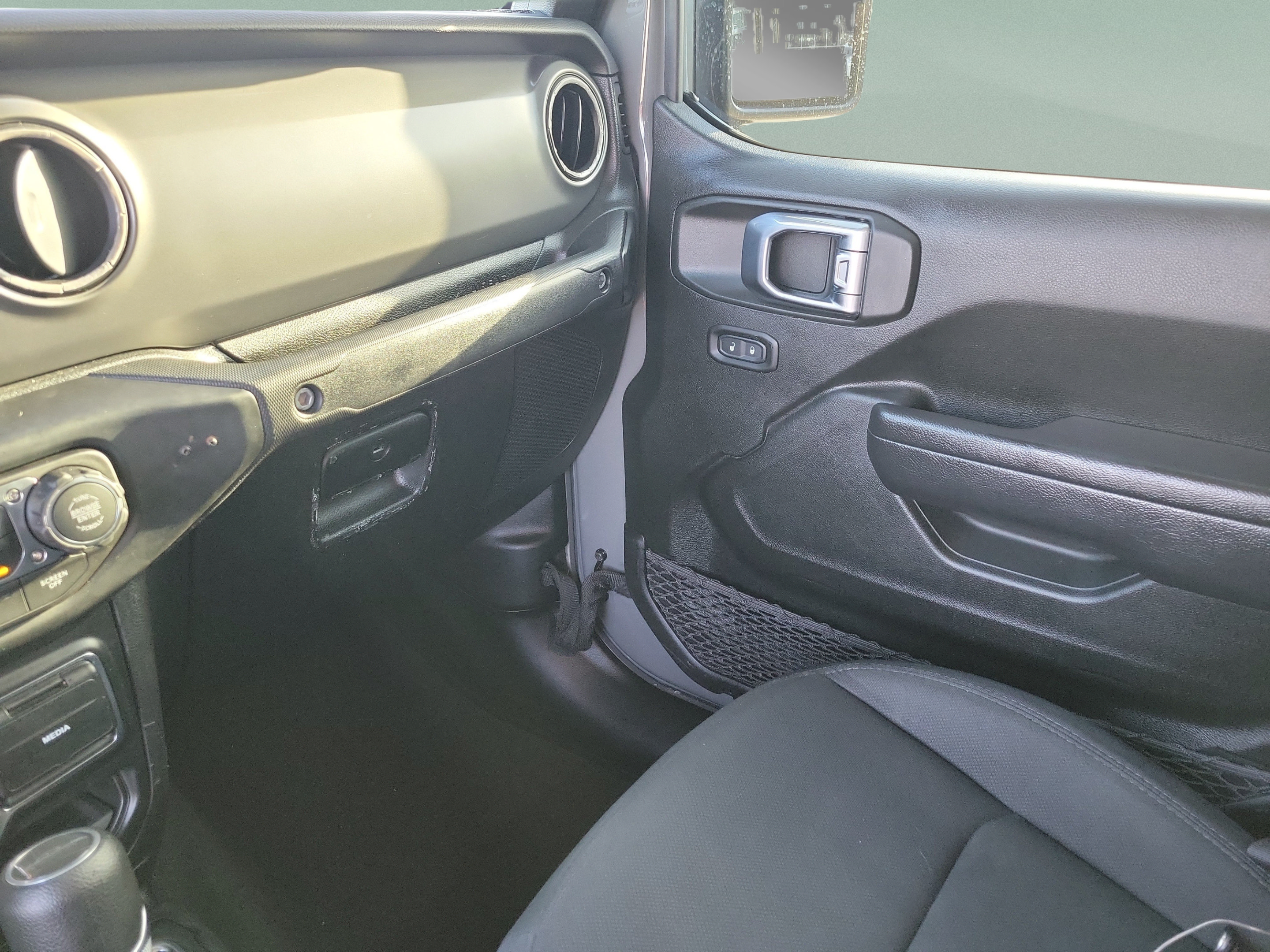 Used 2022 Jeep Gladiator Sport AWD/4WD image 25