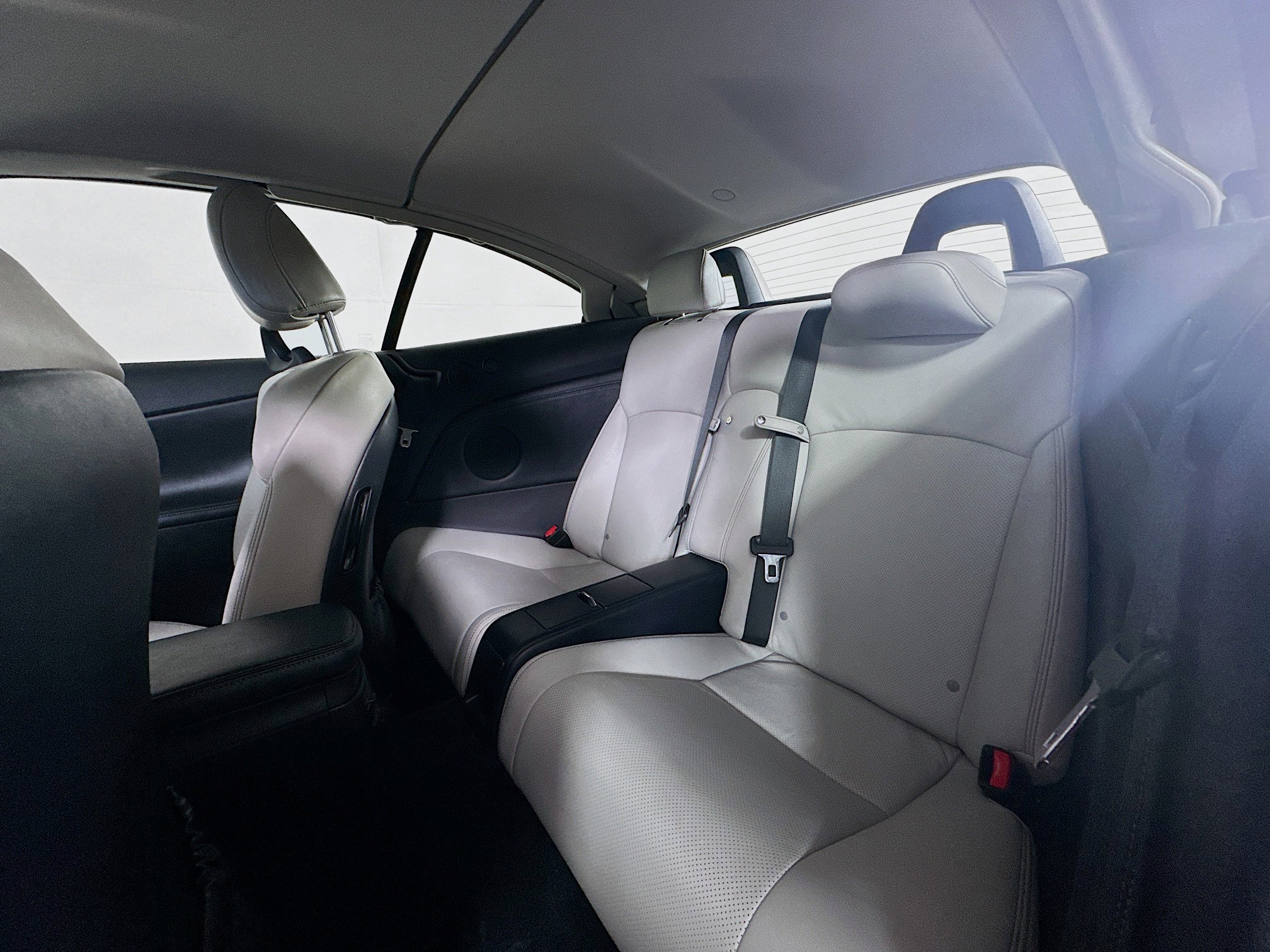 Used 2012 Lexus IS 250C image 24