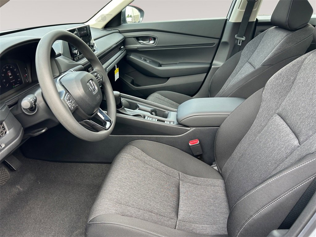 New 2025 Honda Accord SE image 9