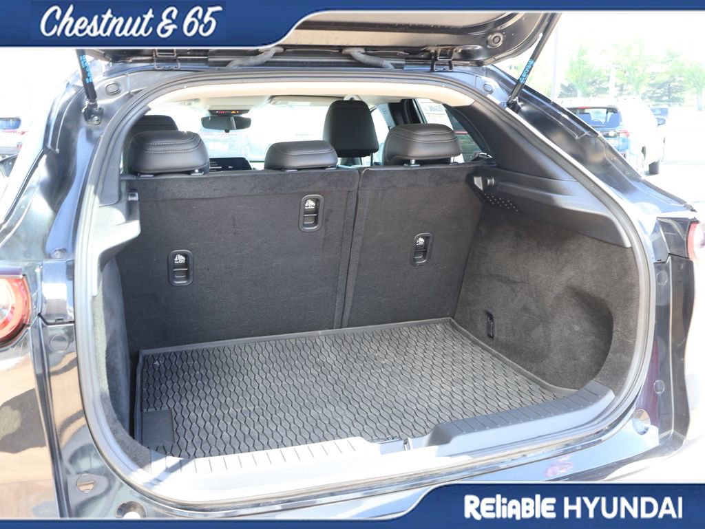 Used 2023 MAZDA CX-30 AWD 2.5 S w/ Select Package image 16