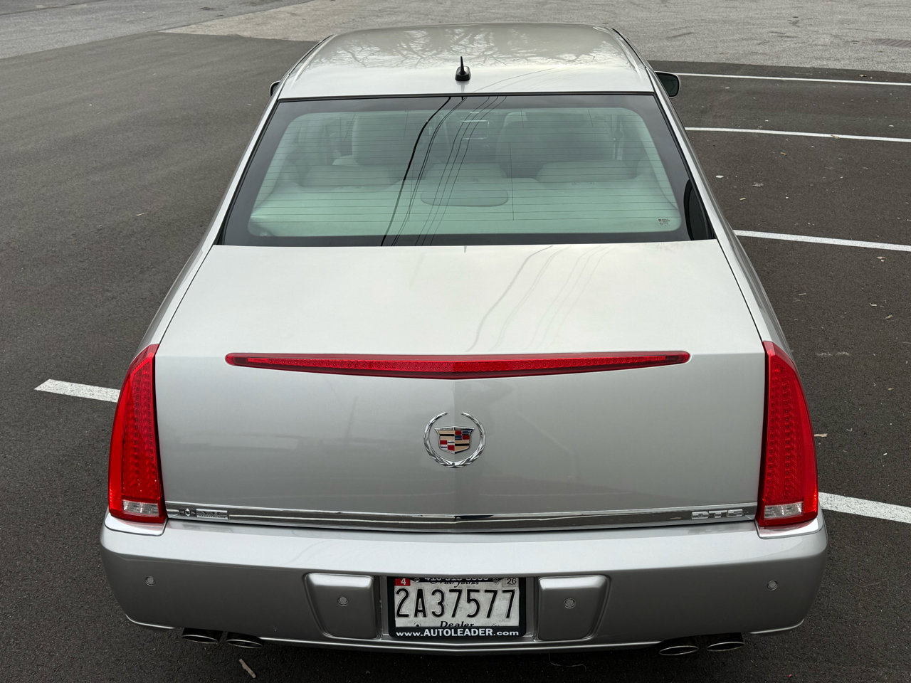 Used 2006 Cadillac DTS image 26
