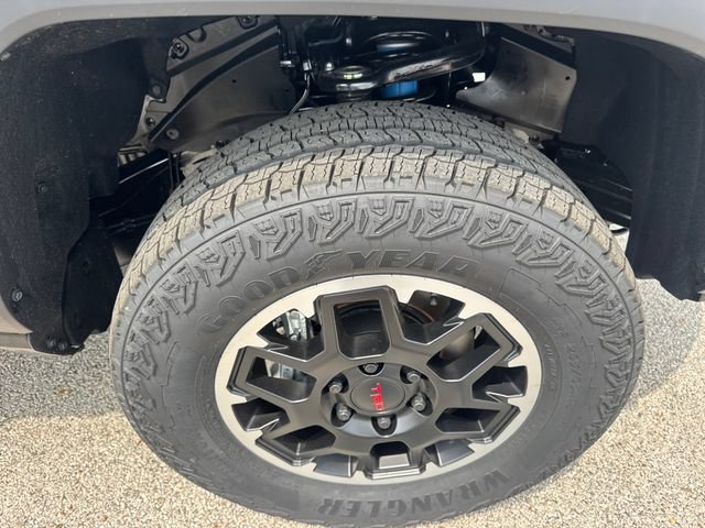 New 2026 Toyota Tacoma TRD Off-Road AWD/4WD image 10