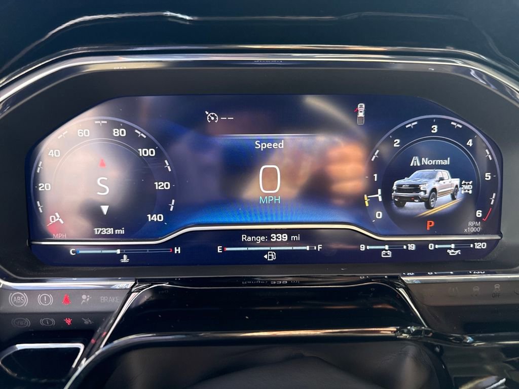 Used 2025 Chevrolet Silverado 1500 LT Trail Boss w/ Convenience Package II image 19