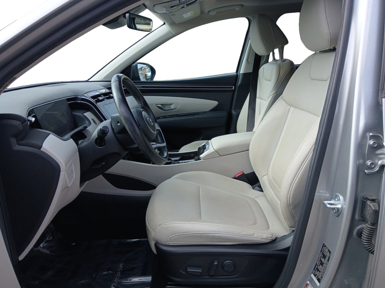 Certified 2023 Hyundai Tucson SEL w/ Convenience Package image 9