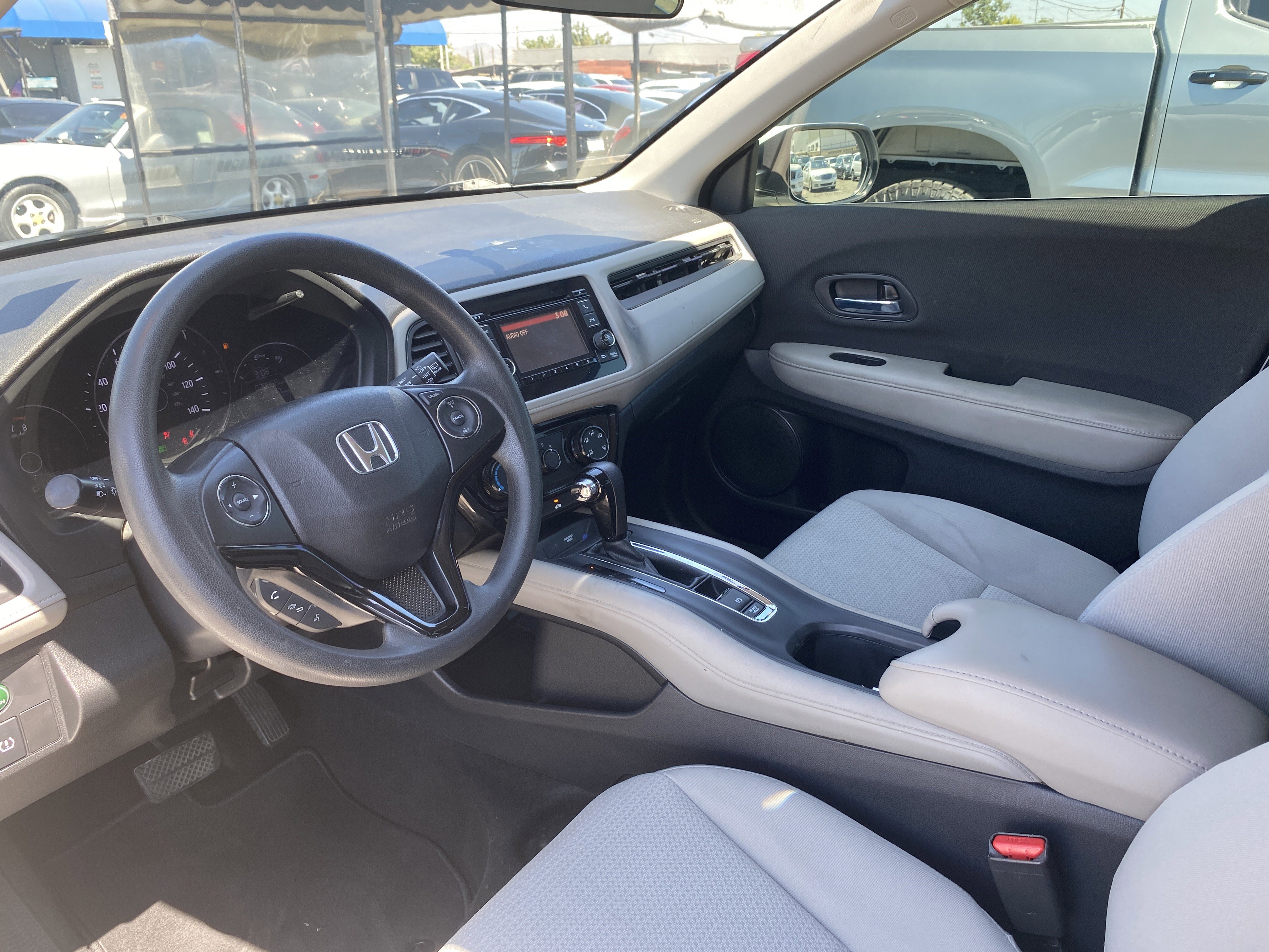 Used 2021 Honda HR-V LX image 14