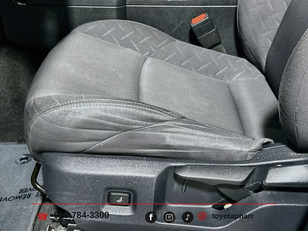Used 2024 Toyota Tacoma SR RWD image 17