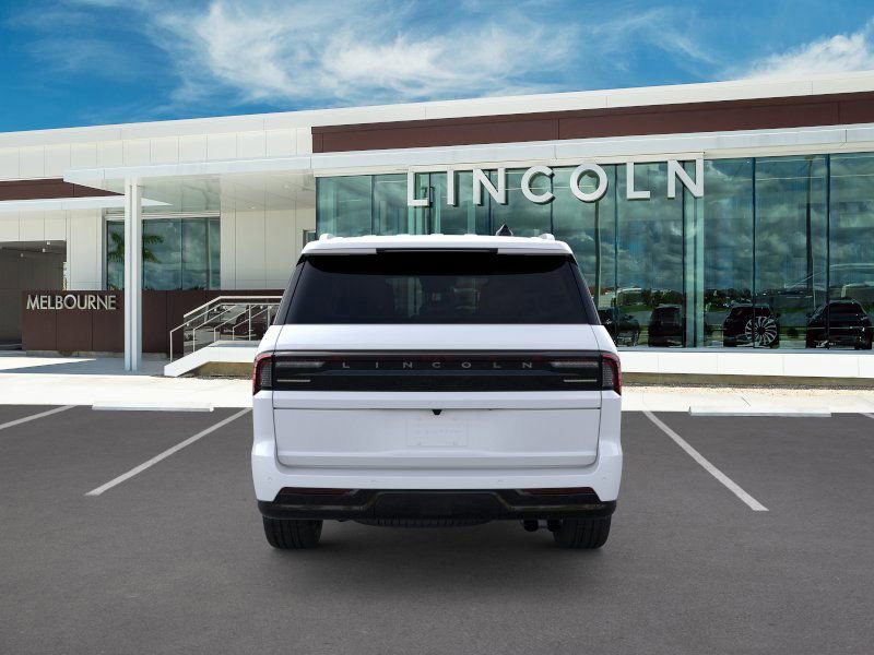 New 2025 Lincoln Navigator Reserve image 5