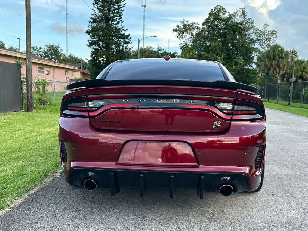 Used 2022 Dodge Charger Scat Pack RWD image 5