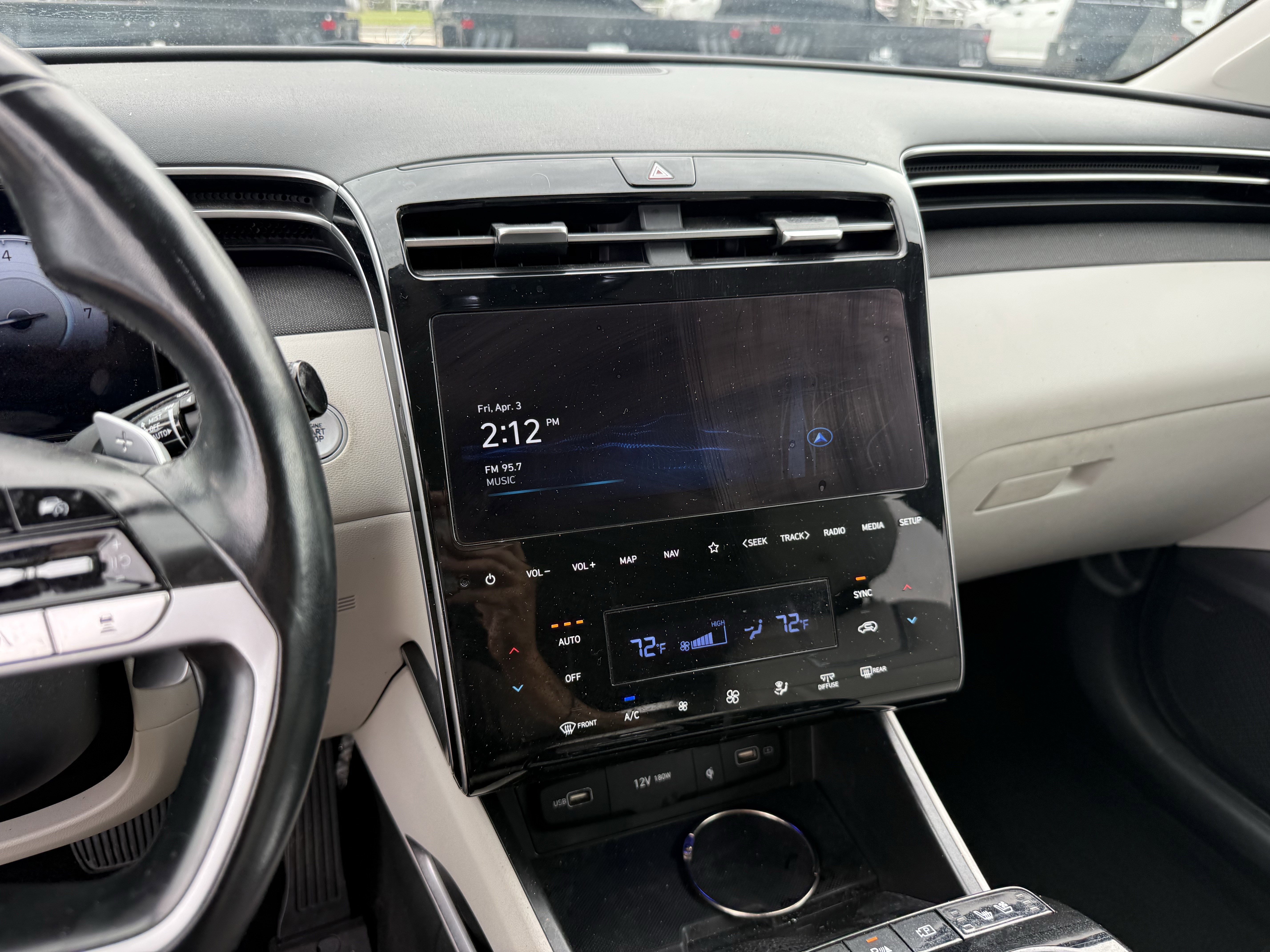 Used 2024 Hyundai Tucson Limited FWD image 19
