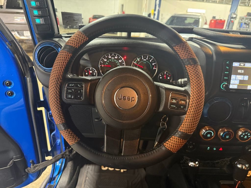 Used 2015 Jeep Wrangler Sport w/ Quick Order Package 24S AWD/4WD image 15