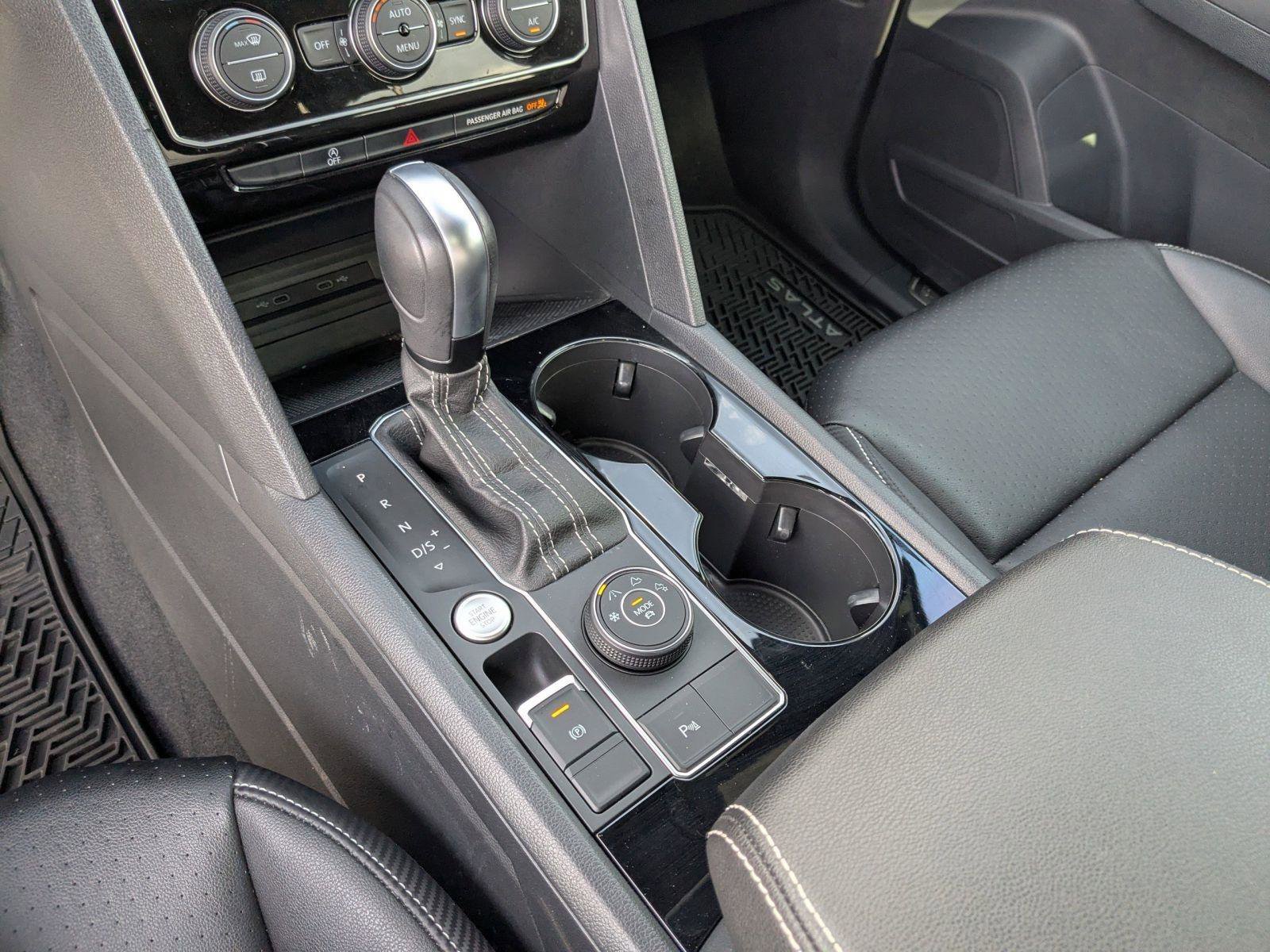 Used 2023 Volkswagen Atlas Cross Sport SEL image 14