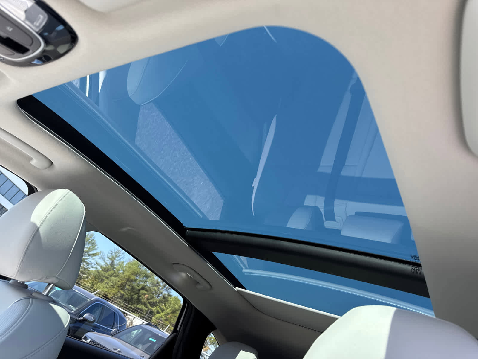 New 2025 Hyundai Tucson Limited image 22