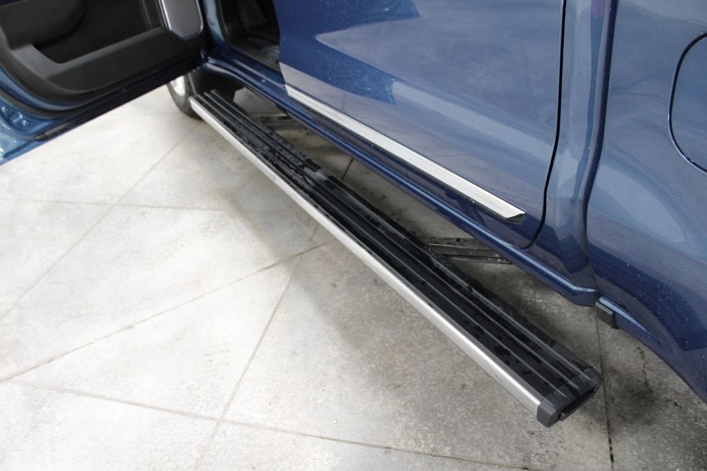 Used 2024 Chevrolet Silverado 1500 High Country w/ High Country Premium Package image 19