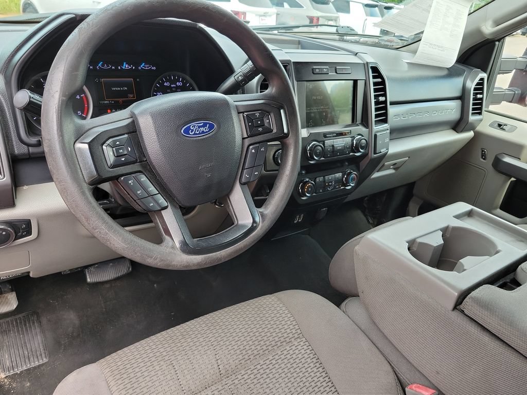 Used 2019 Ford F250 XLT w/ Snow Plow Prep Package AWD/4WD image 8