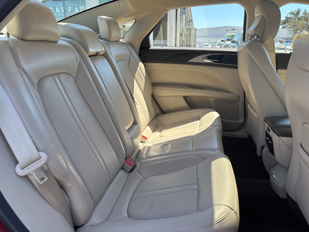 Used 2017 Lincoln MKZ Reserve w/ Climate Package image 33