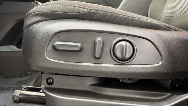 New 2027 Chevrolet Bolt LT w/ Comfort Package FWD image 12