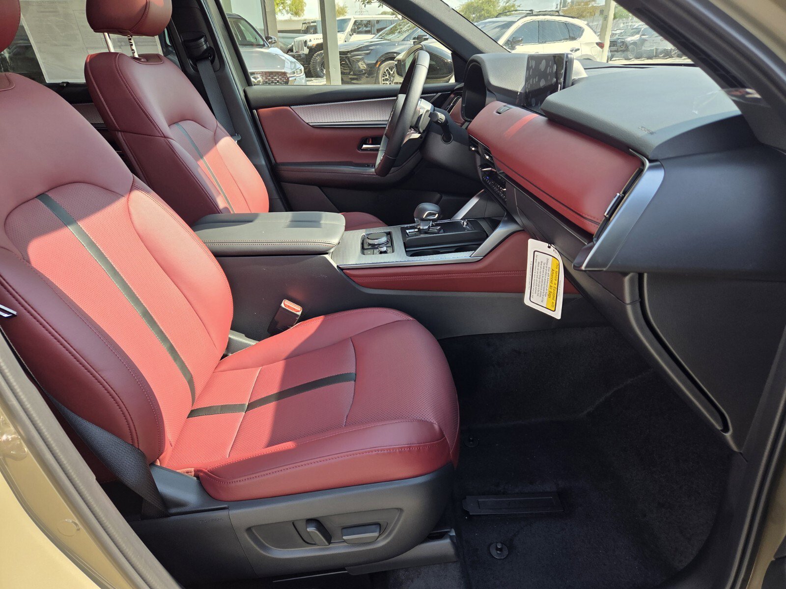 New 2026 MAZDA CX-70 3.3 Turbo w/ Premium Plus Pkg AWD/4WD image 16