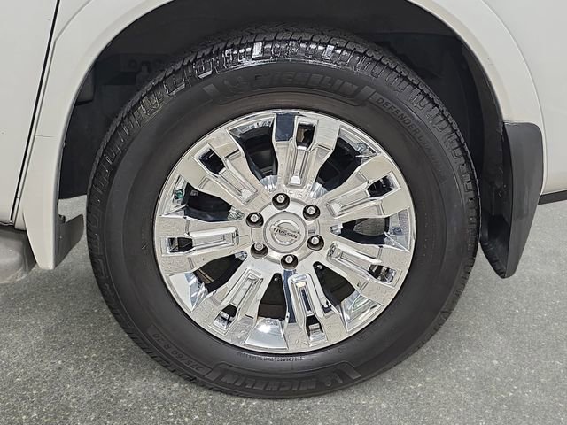 Used 2015 Nissan Armada Platinum image 33