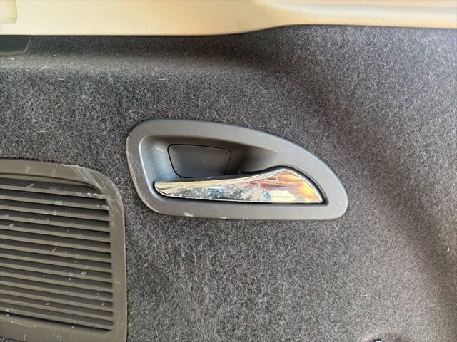 Used 2020 Buick Envision Essence w/ Experience Buick Package AWD/4WD image 14