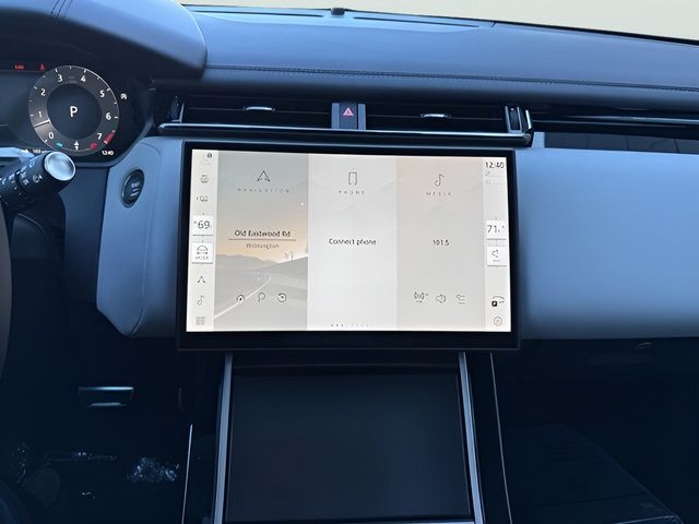 Certified 2026 Land Rover Range Rover Velar Dynamic SE AWD/4WD image 20