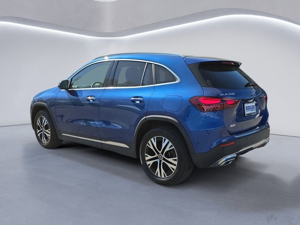 Certified 2025 Mercedes-Benz GLA 250 4MATIC image 5
