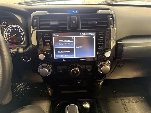 Used 2024 Toyota 4Runner TRD Off-Road image 33