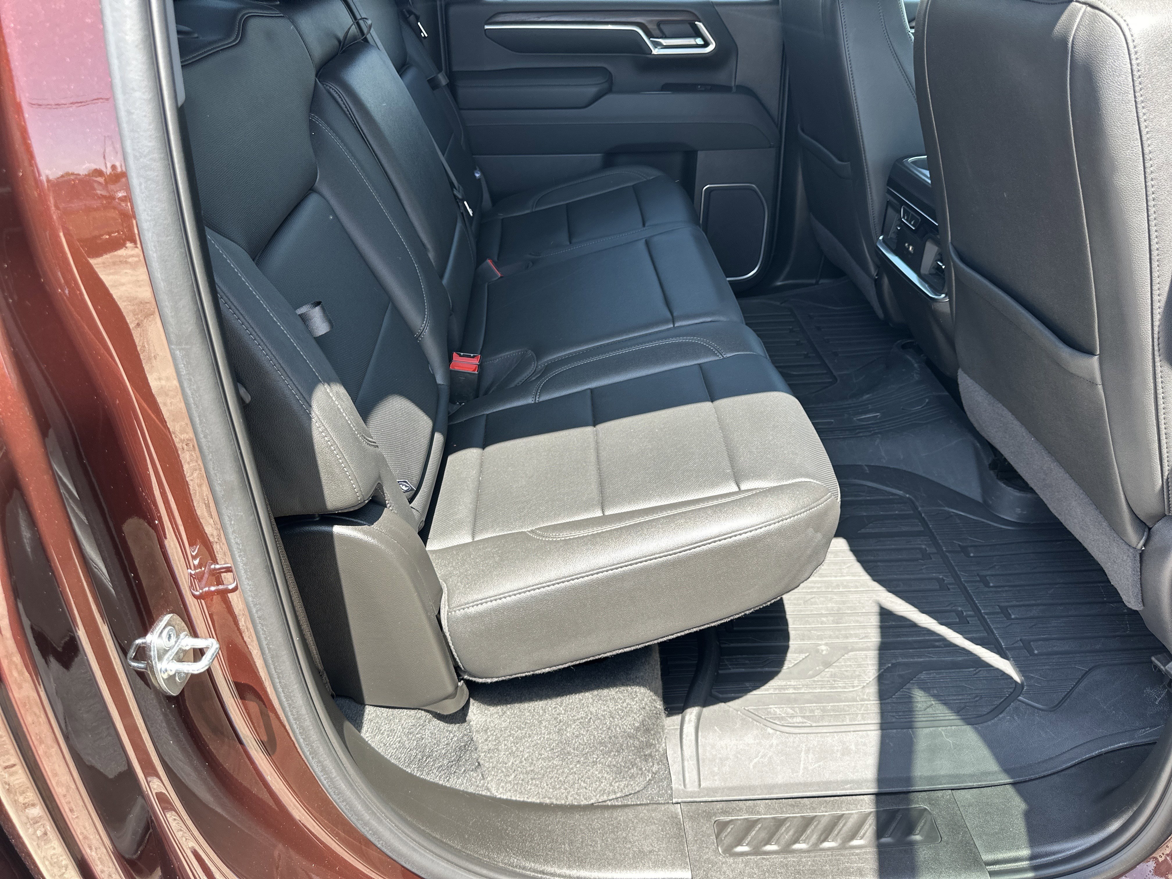 Certified 2024 GMC Sierra 2500 SLT w/ SLT Premium Package AWD/4WD image 19