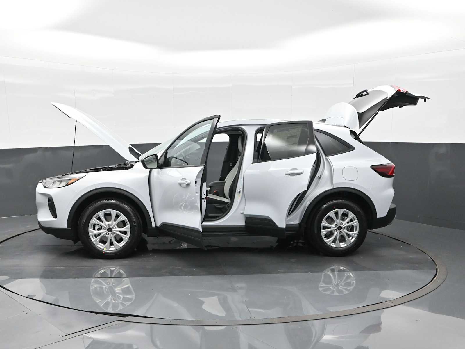 New 2025 Ford Escape Active w/ Cold Weather Package image 33