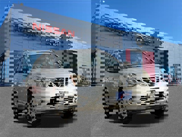 Used 2014 Nissan Rogue S w/ Convenience Package