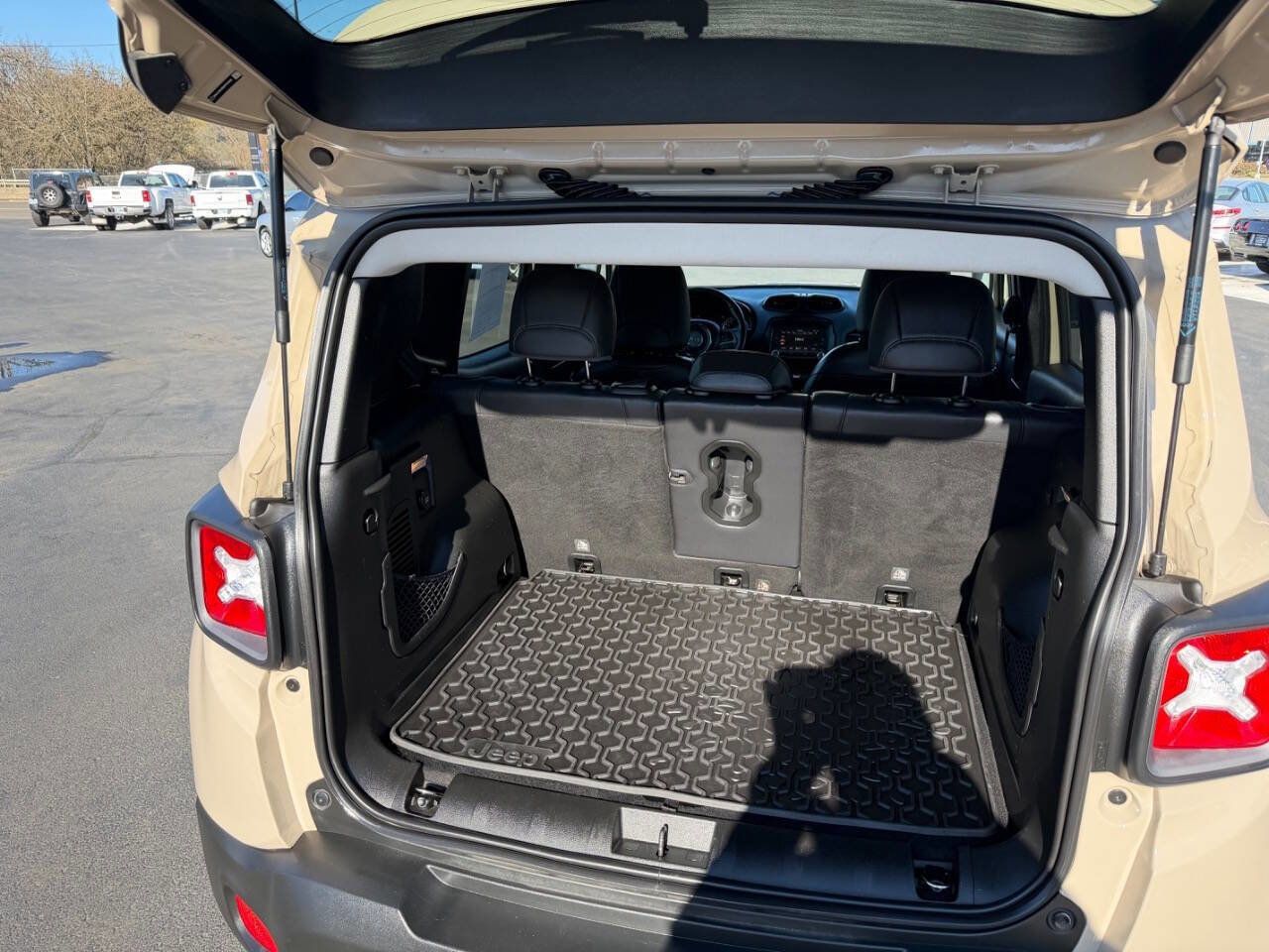 Used 2017 Jeep Renegade Trailhawk image 20