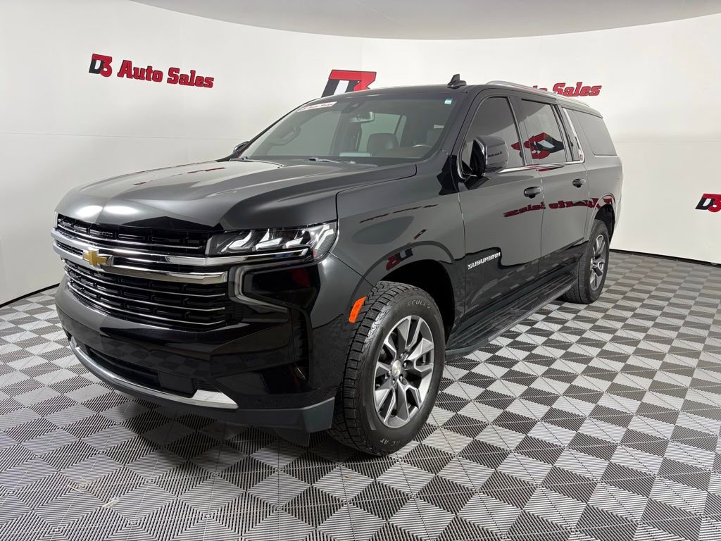 Used 2022 Chevrolet Suburban LT w/ LT Signature Package image 2