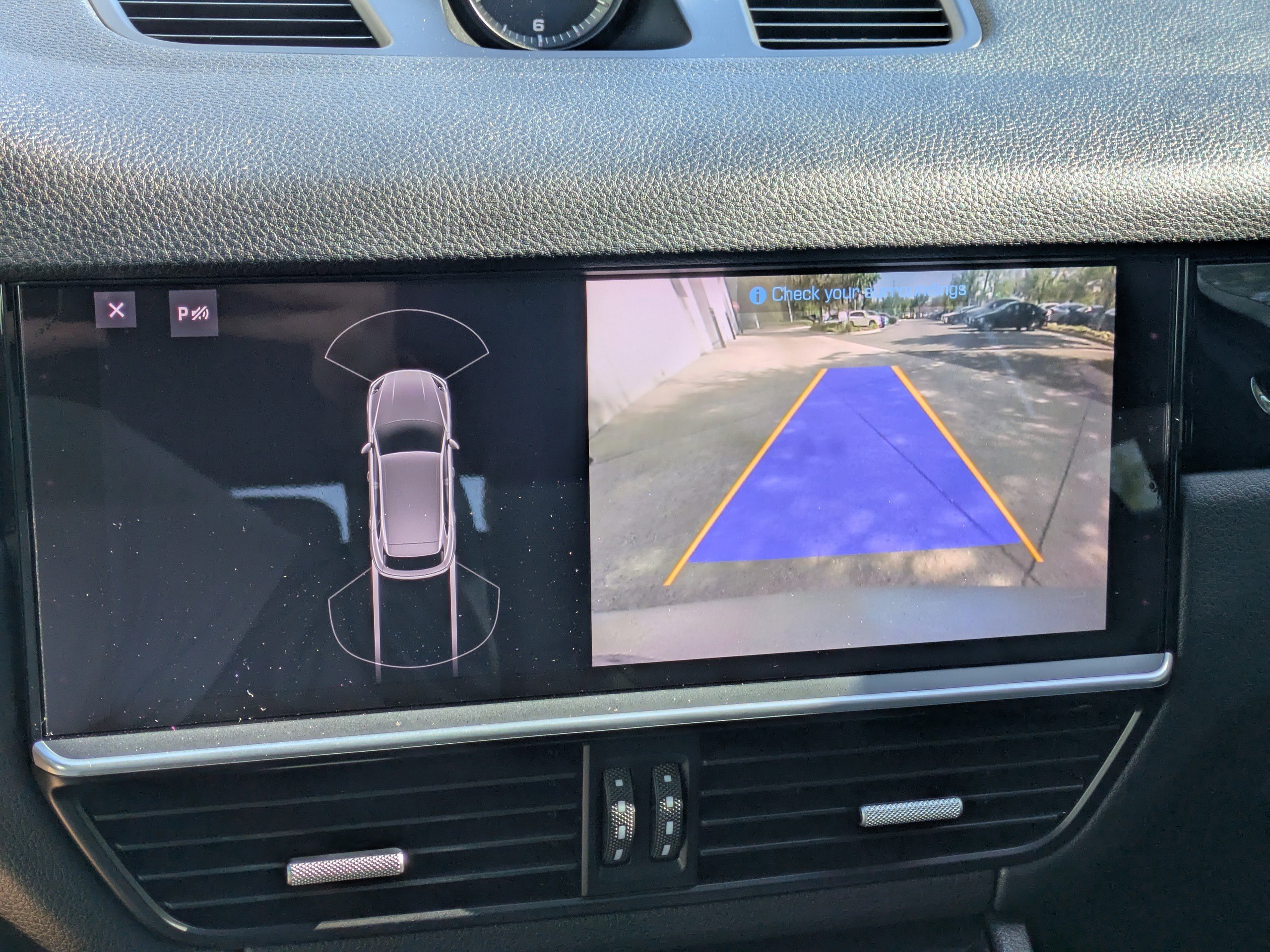 Used 2020 Porsche Cayenne image 23