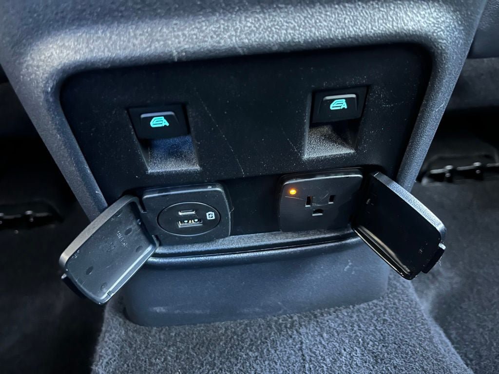 Used 2024 Ford Bronco Wildtrak AWD/4WD image 16