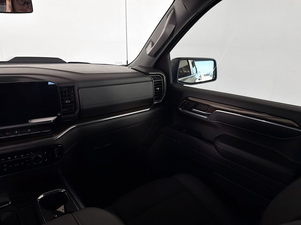 Used 2023 Chevrolet Silverado 1500 LT Trail Boss w/ Protection Package AWD/4WD image 20