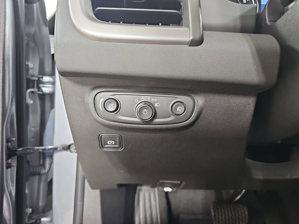 Certified 2023 GMC Terrain AT4 w/ LPO, Floor Liner Package AWD/4WD image 31