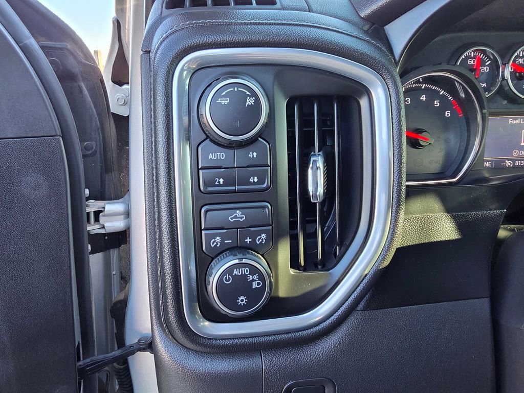 Used 2019 Chevrolet Silverado 1500 LT w/ Texas Edition image 16