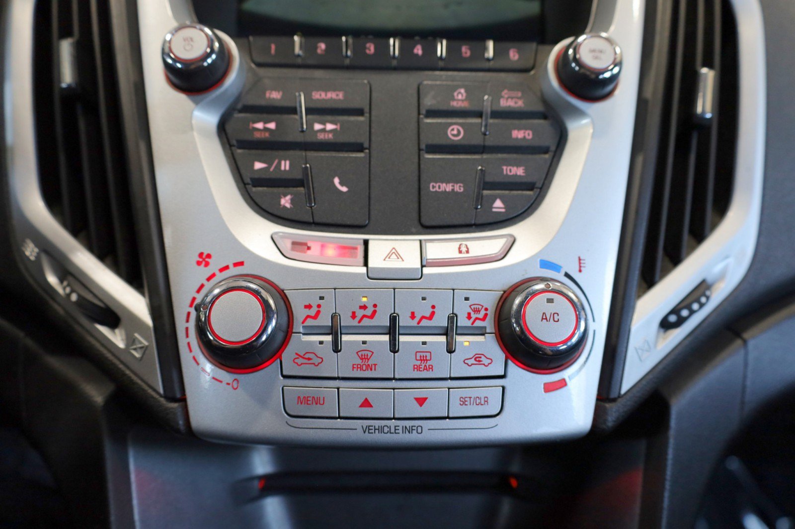 Used 2014 GMC Terrain SLE FWD image 17