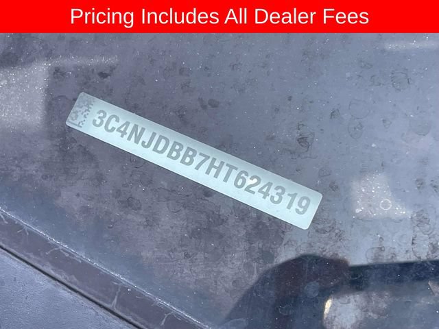 Used 2017 Jeep Compass Latitude AWD/4WD image 3